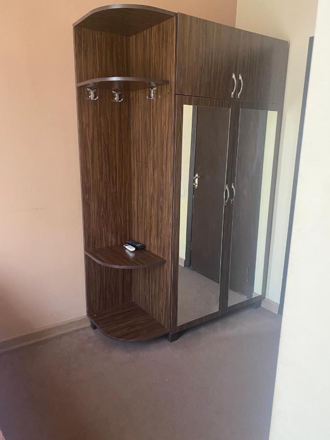 Elko Hotel Yerevan Ngoại thất bức ảnh
