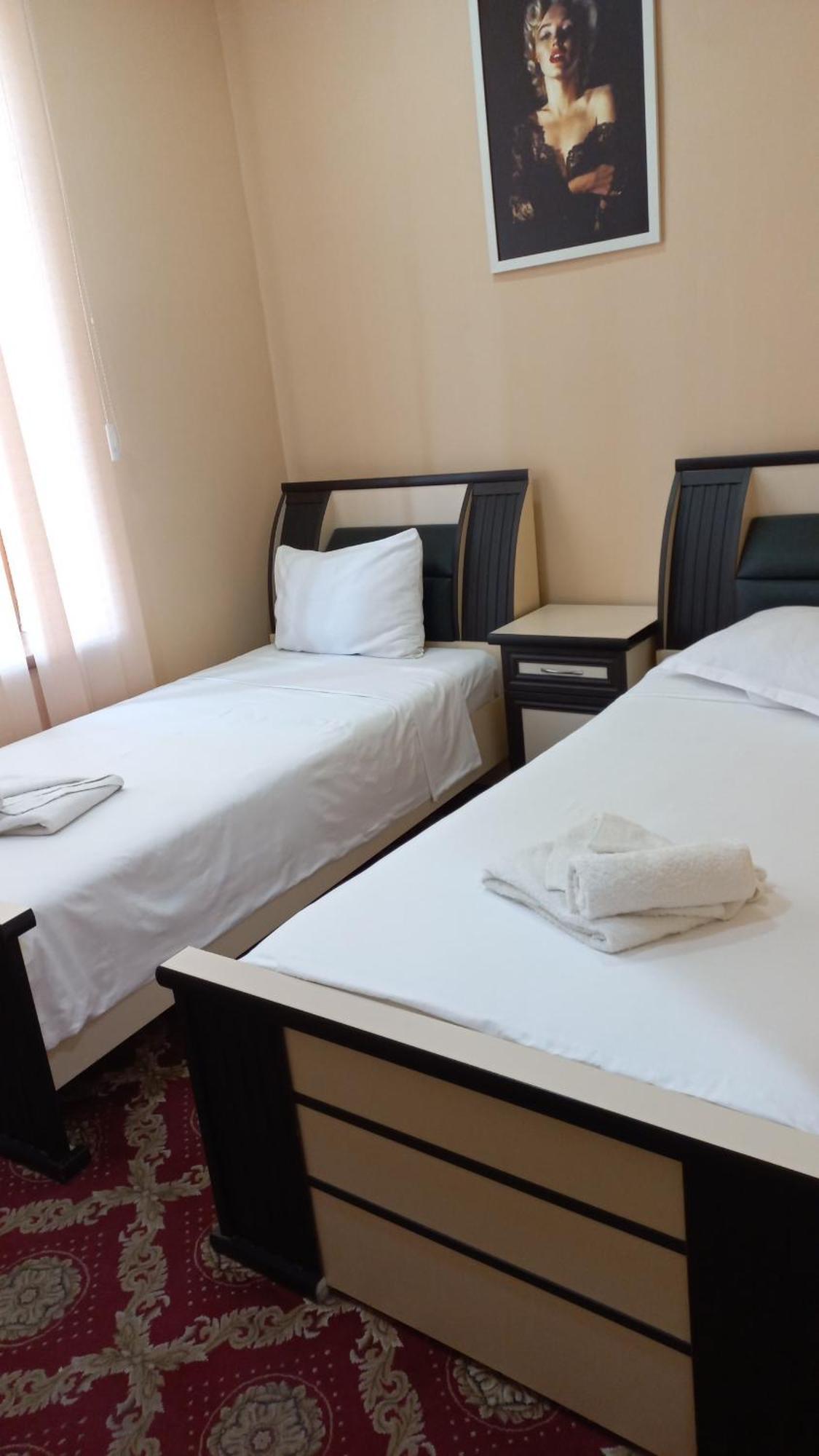 Elko Hotel Yerevan Ngoại thất bức ảnh